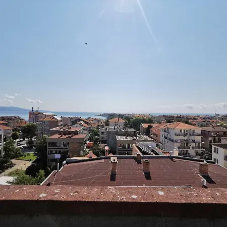 Apartament Alexandrov *